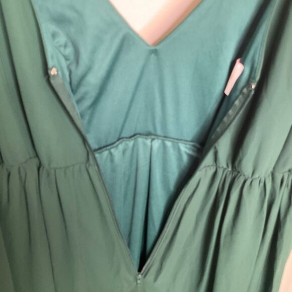Birdy Grey Laurie Bridesmaid Dress in Emerald - Picture 7 of 8